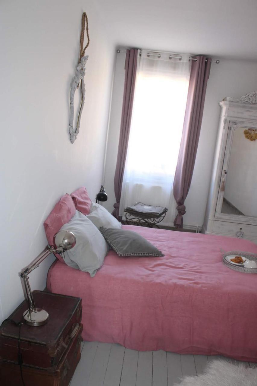 Chambre D'Hotes Les Magnolias Pontpierre Exteriér fotografie